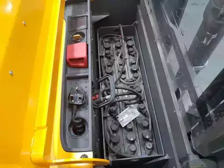 Stacker stå på 2018  Jungheinrich EJC 214 RENTAL (6)