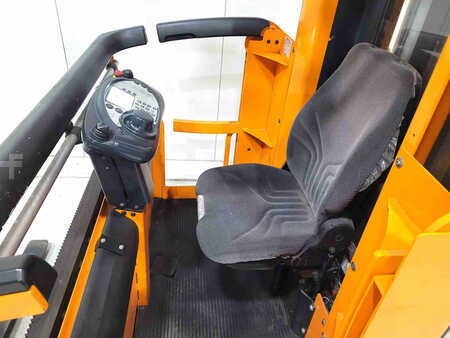 Keskenyfolyosós targonca 2012  Still MX-X TE (3)