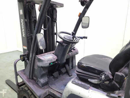 Diesel heftrucks 2005  Nissan FD02A20 (3)