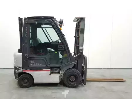 Diesel truck 2007  Nissan FD18 (1)