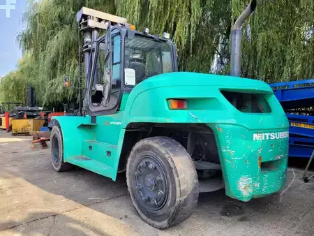 Diesel heftrucks 2012  Mitsubishi FD160N (5)