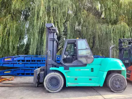 Diesel heftrucks 2012  Mitsubishi FD160N (7)