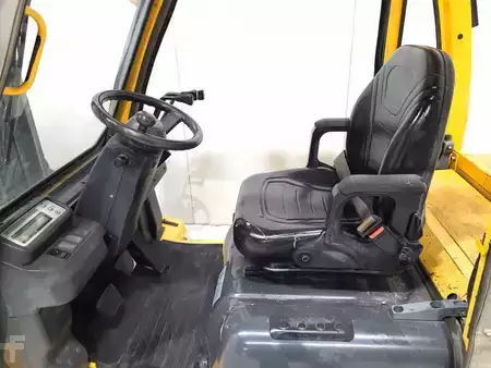 Diesel truck 2018  TCM YG1D2A32H (3)