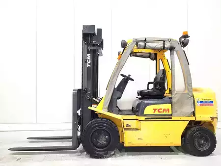 Diesel truck 2018  TCM YG1D2A32H (7)