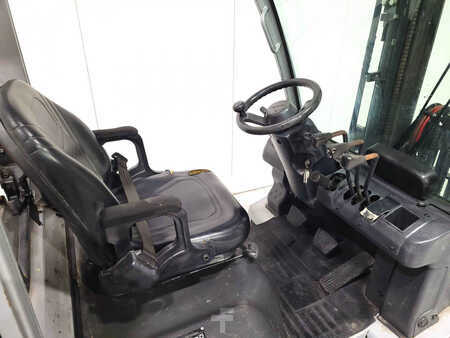 Treibgasstapler 2017  Nissan P1D1A18LH (3)