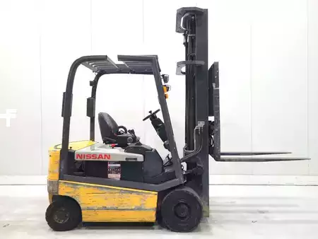 4-wiel elektrische heftrucks 2013  Nissan 1Q2L25T (1)