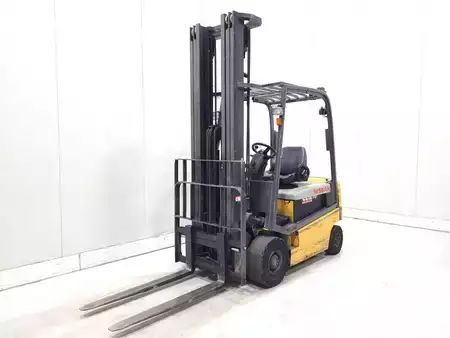 4-wiel elektrische heftrucks 2013  Nissan 1Q2L25T (2)