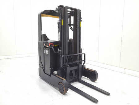 Retraky 2015  CAT Lift Trucks NR14N2S (2)