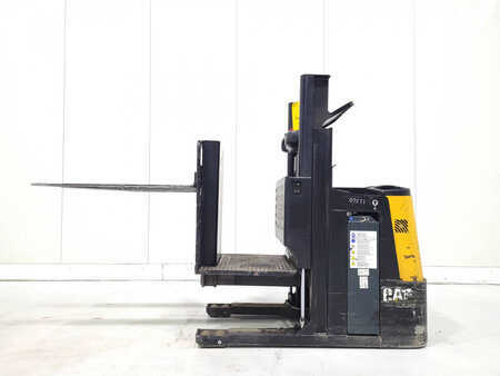 Vertikal-Kommissionierer 2017  CAT Lift Trucks NOL10NF (1)