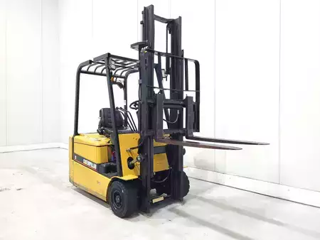 Elektromos 3 kerekű 2003  CAT Lift Trucks EP18KT (2)
