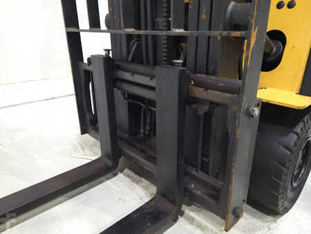 El truck - 3 hjulet 2003  CAT Lift Trucks EP18KT (4)