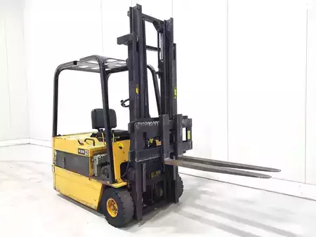 Elektro tříkolové VZV 1989  CAT Lift Trucks F35 (4)