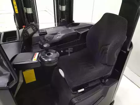 Carrelli elevatori 4 vie 2018  CAT Lift Trucks NRM25N2 (3)