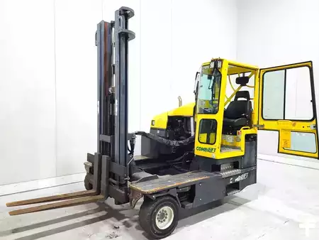Diesel heftrucks 2020  Combilift C5000XL (1)