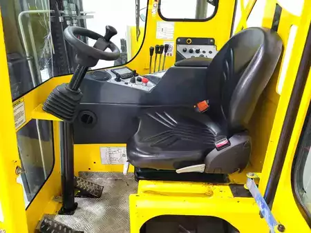 Diesel gaffeltruck 2023  Combilift C8000 (3)