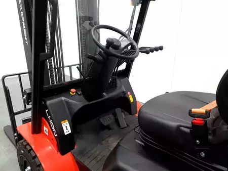 Carrelli elettrici 4 ruote 2023  EP Equipment EFL353 280 HC RENTAL (3)