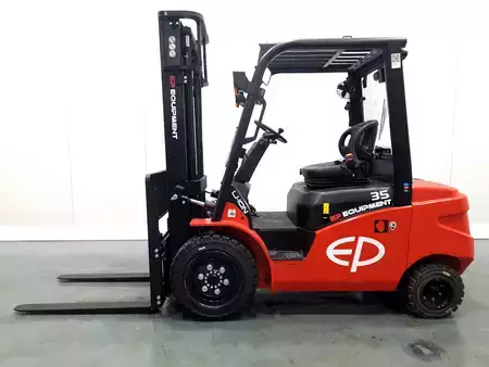 Carrelli elettrici 4 ruote 2023  EP Equipment EFL353 280 HC RENTAL (7)
