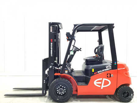 Electric - 4 wheels 2025  EP Equipment EFL253 280 NC (1)