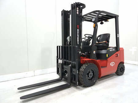 Electric - 4 wheels 2025  EP Equipment EFL252X2 NC150 (2)