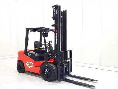 Electric - 4 wheels 2024  EP Equipment EFL382X5 280 NC (2)