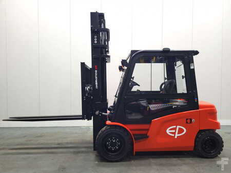 4-wiel elektrische heftrucks 2024  EP Equipment CPD50L1 560 FC (1)