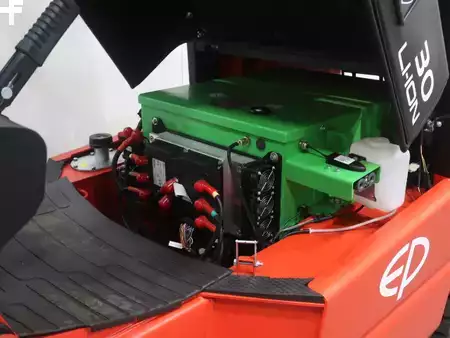 Elektromos 4 kerekű 2022  EP Equipment EFL302 410 HC RENTAL (6)