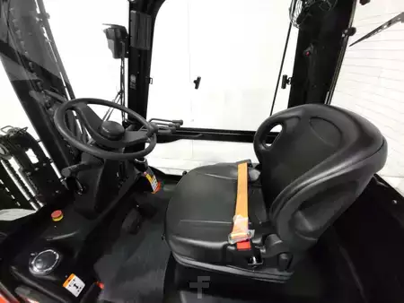 Elektro čtyřkolový VZV 2026  EP Equipment EFL253 460 FC (3)