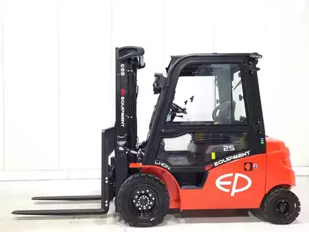 Elektro čtyřkolový VZV 2026  EP Equipment EFL253 460 FC (7)