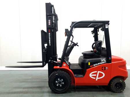 Chariot 4 roues électrique 2023  EP Equipment EFL353 410 HC (1)
