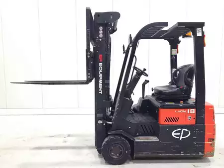Chariots électriques à 3 roues 2022  EP Equipment CPD18TVL 205 NC (1)