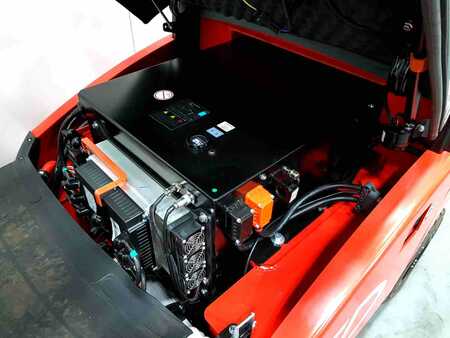 Chariot 4 roues électrique 2023  EP Equipment EFL353B 280 HC (6)