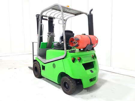 Treibgasstapler 2005  Cesab DRAGO 150 RENTAL (5)