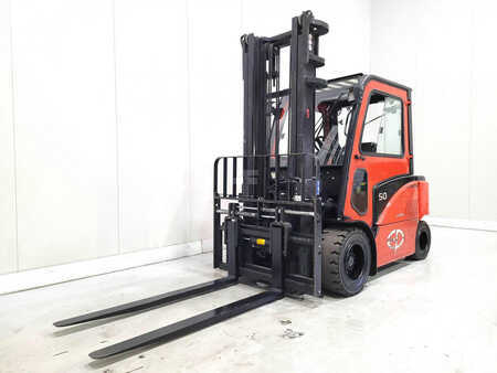 Sähkö - 4 pyör 2022  EP Equipment CPD50F8 (2)