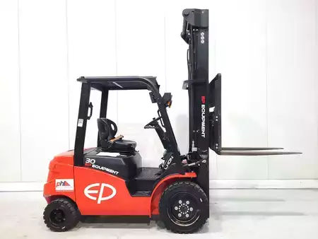 El Truck - 4-hjul 2025  EP Equipment EFL303 280 NC RENTAL (1)