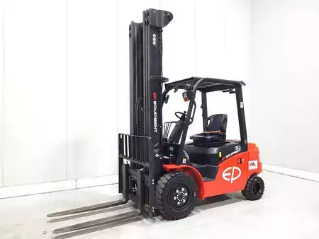 El Truck - 4-hjul 2025  EP Equipment EFL303 280 NC RENTAL (2)
