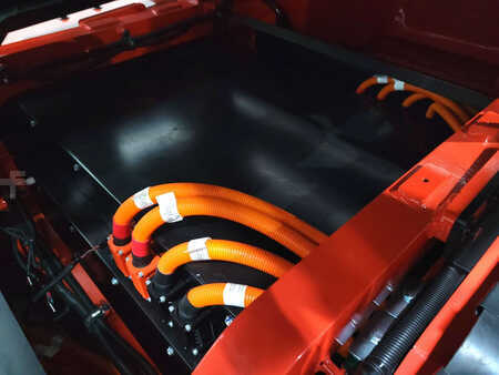 Sähkö - 4 pyör 2025  EP Equipment EFL1003-6 (6)