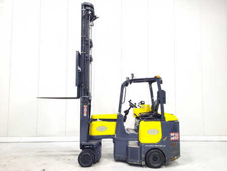 VZV pro práci v úzk.uličkách-retrakt 2017  Aisle Master 20SHE (1)