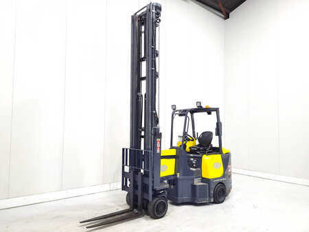 VZV pro práci v úzk.uličkách-retrakt 2017  Aisle Master 20SHE (2)