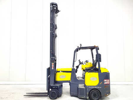 VZV pro práci v úzk.uličkách-retrakt 2017  Aisle Master 20SHE (7)