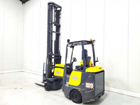 VZV pro práci v úzk.uličkách-retrakt 2017  Aisle Master 20SHE (5)