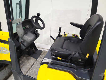 Kääntökelkkatrukki 2012  Aisle Master AM20SE (3)