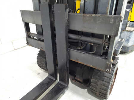 Kääntökelkkatrukki 2012  Aisle Master AM20SE (4)