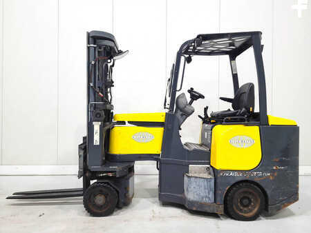 Kääntökelkkatrukki 2012  Aisle Master AM20SE (7)