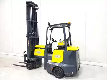 Kääntökelkkatrukki 2017  Aisle Master AM20WHE (5)