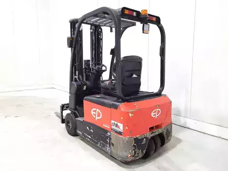 Chariots électriques à 3 roues 2021  EP Equipment CPD18TV8 NC 360 (5)