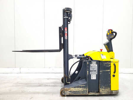 Hochhubwagen Sitz 2021  Combilift CS1500 (1)
