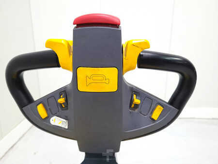 Hochhubwagen Sitz 2021  Combilift CS1500 (3)