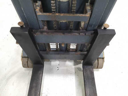 Hochhubwagen Sitz 2021  Combilift CS1500 (4)