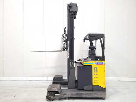 Four-way reachtrucks 2017  Atlet UFW250DTFVRG755 (1)