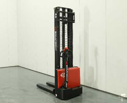 Stackers Stand-on 2023  EP Equipment ESL122 80 (1)